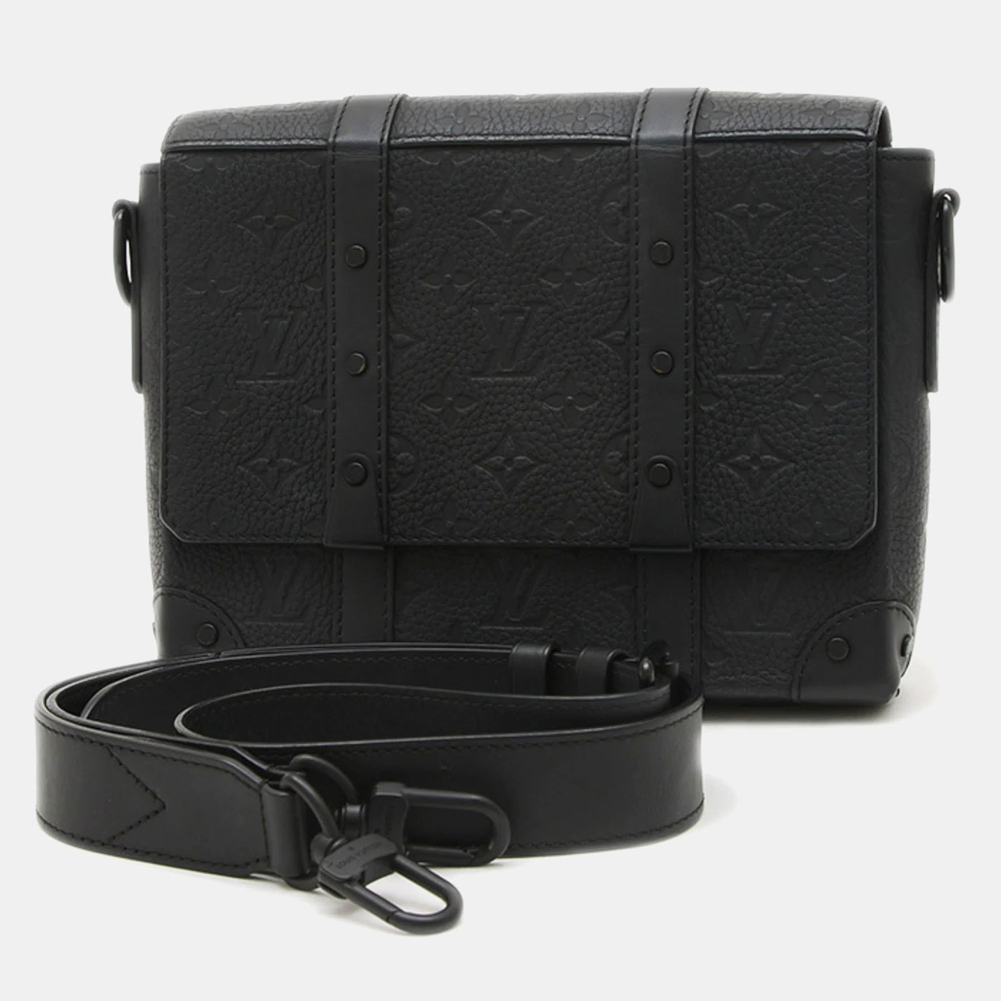 

Louis Vuitton Trunk Messenger PM Black Leather Shoulder Bag