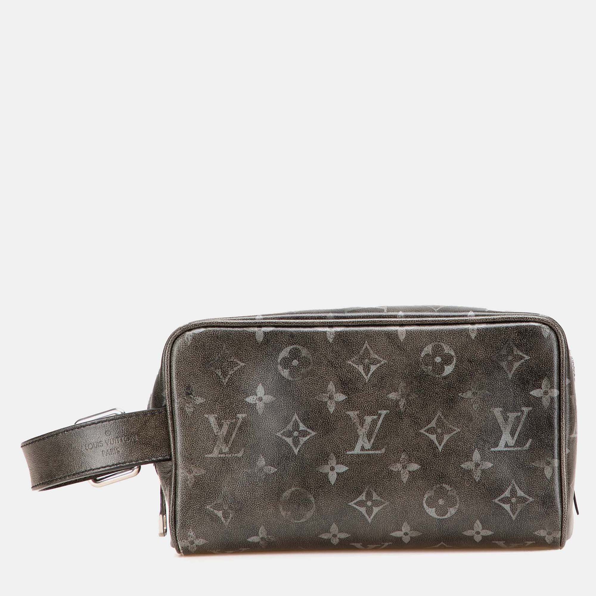 

Louis Vuitton Black Brushed Monogram Leather Locker Dopp Kit Clutch