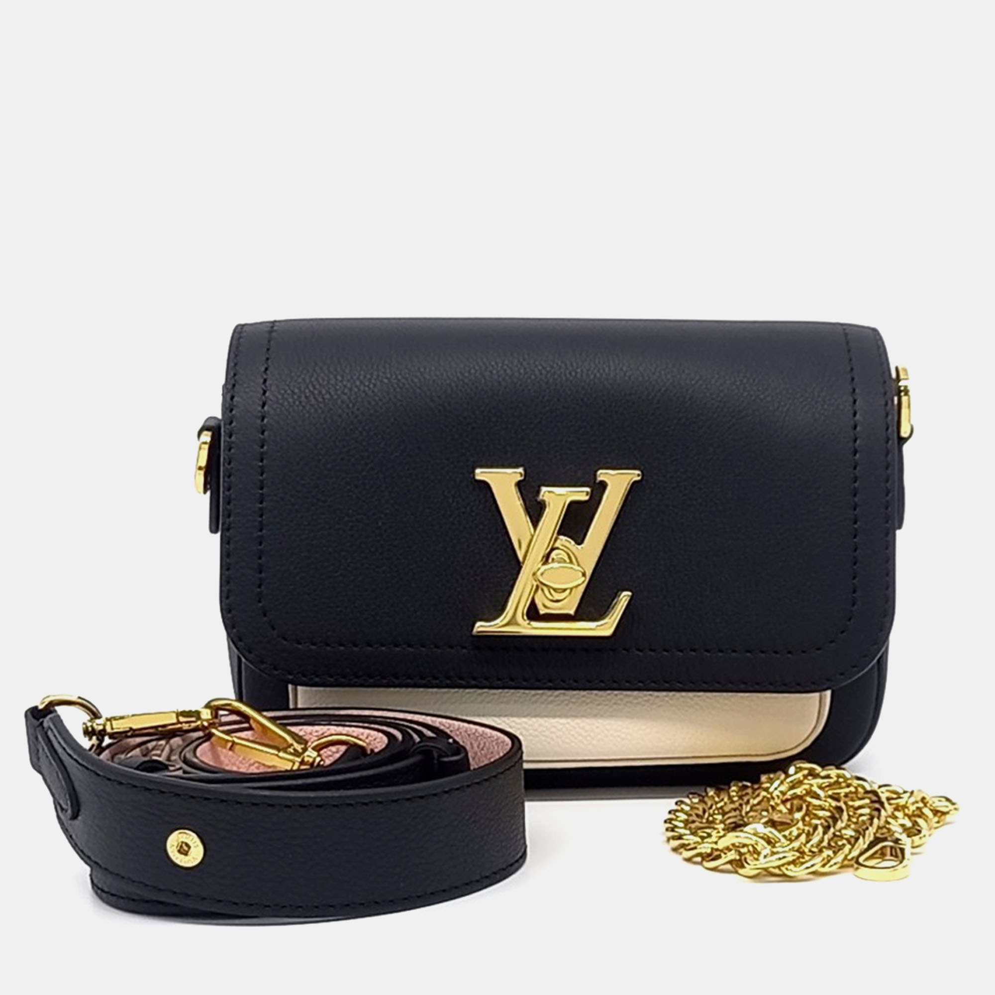 

Louis Vuitton Black Leather Lockme Tender
