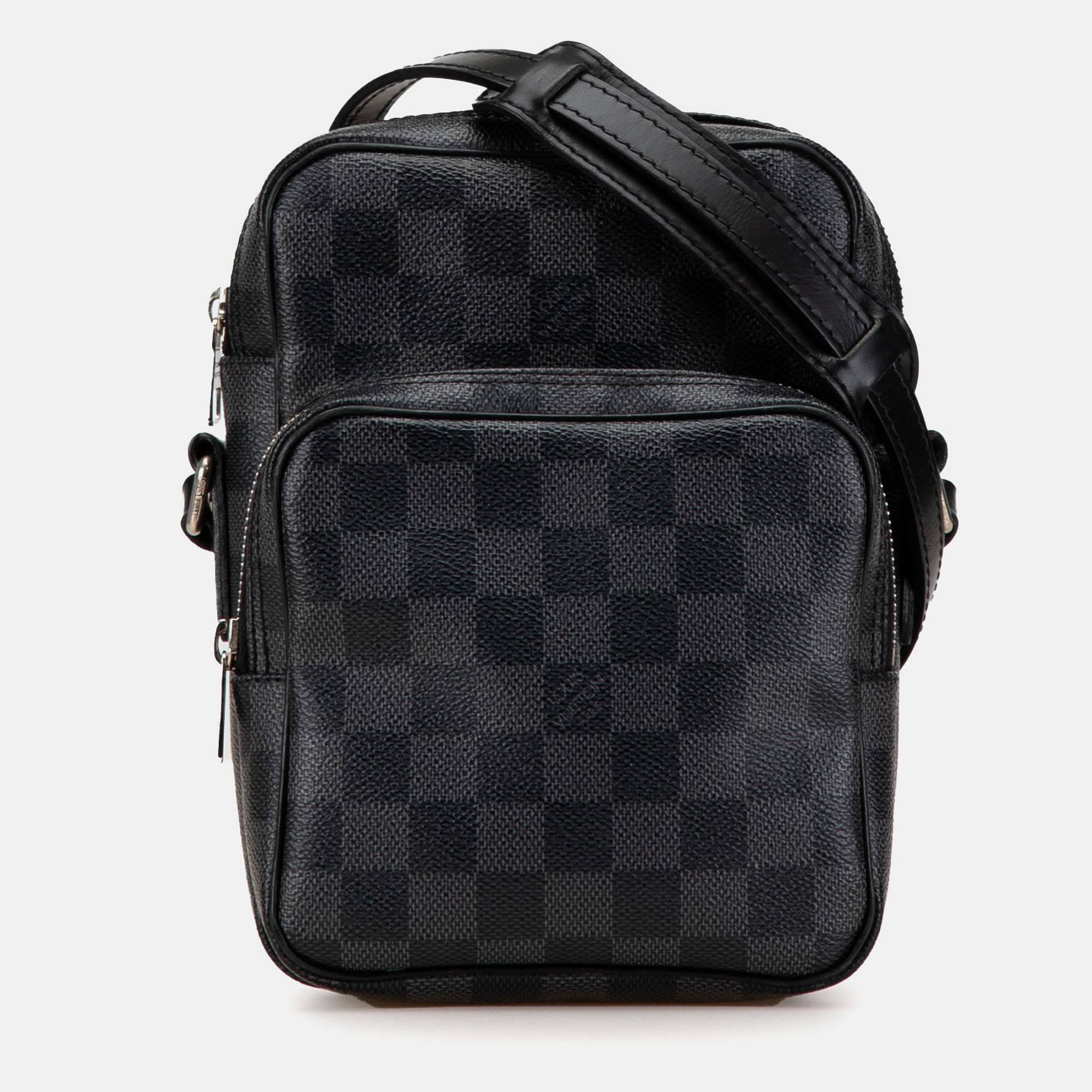 

Louis Vuitton Black Damier Graphite Rem