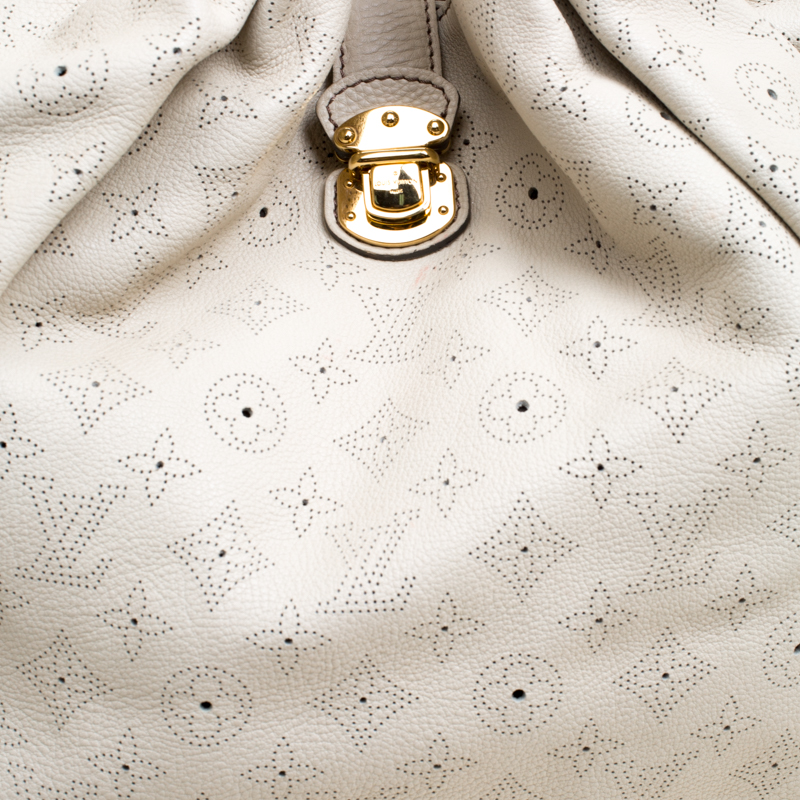 Louis Vuitton Cappuccino White Monogram Mahina Leather XL Bag Louis Vuitton  | The Luxury Closet