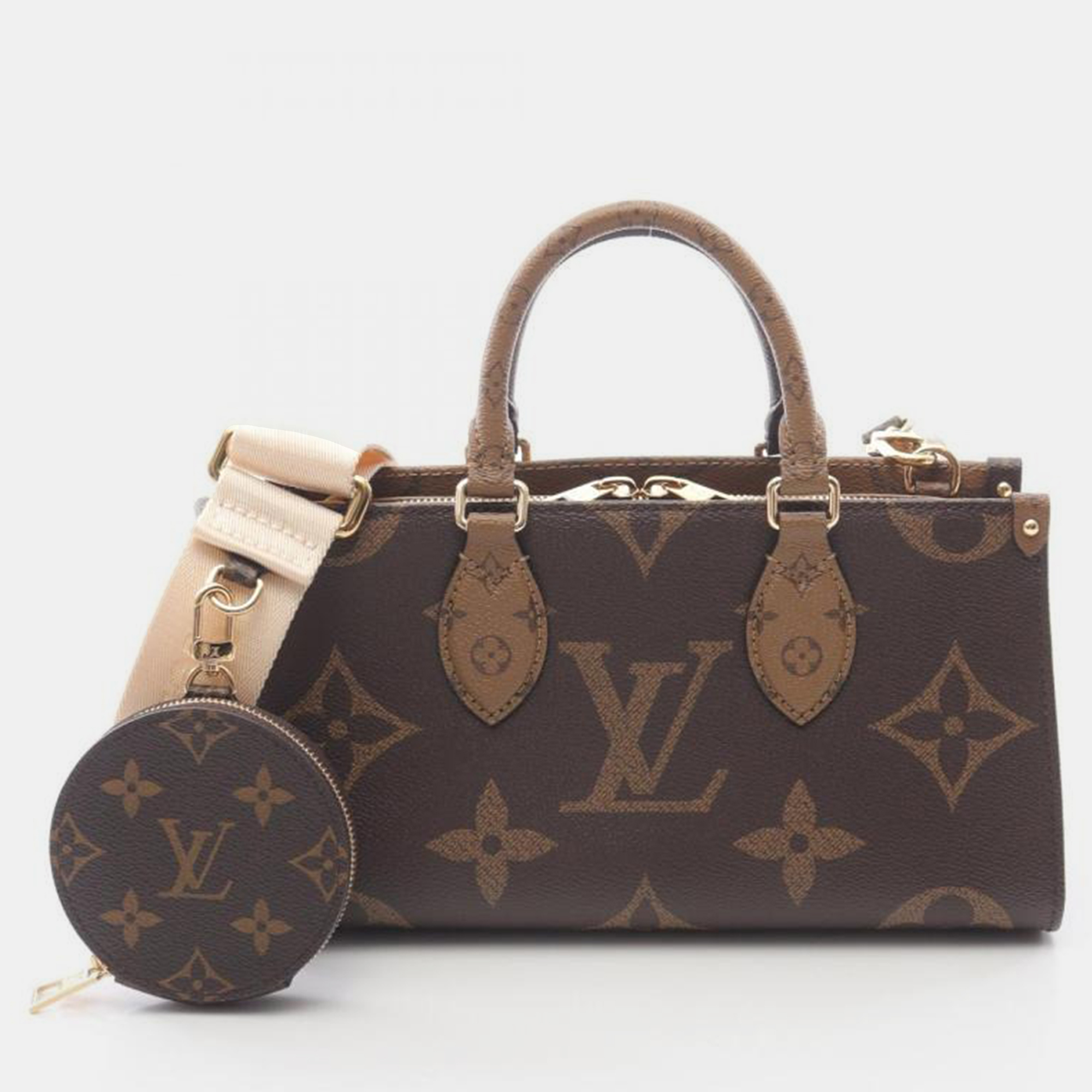 

Louis Vuitton On The Go EW Brown Monogram Giant Reverse Canvas Tote Bag