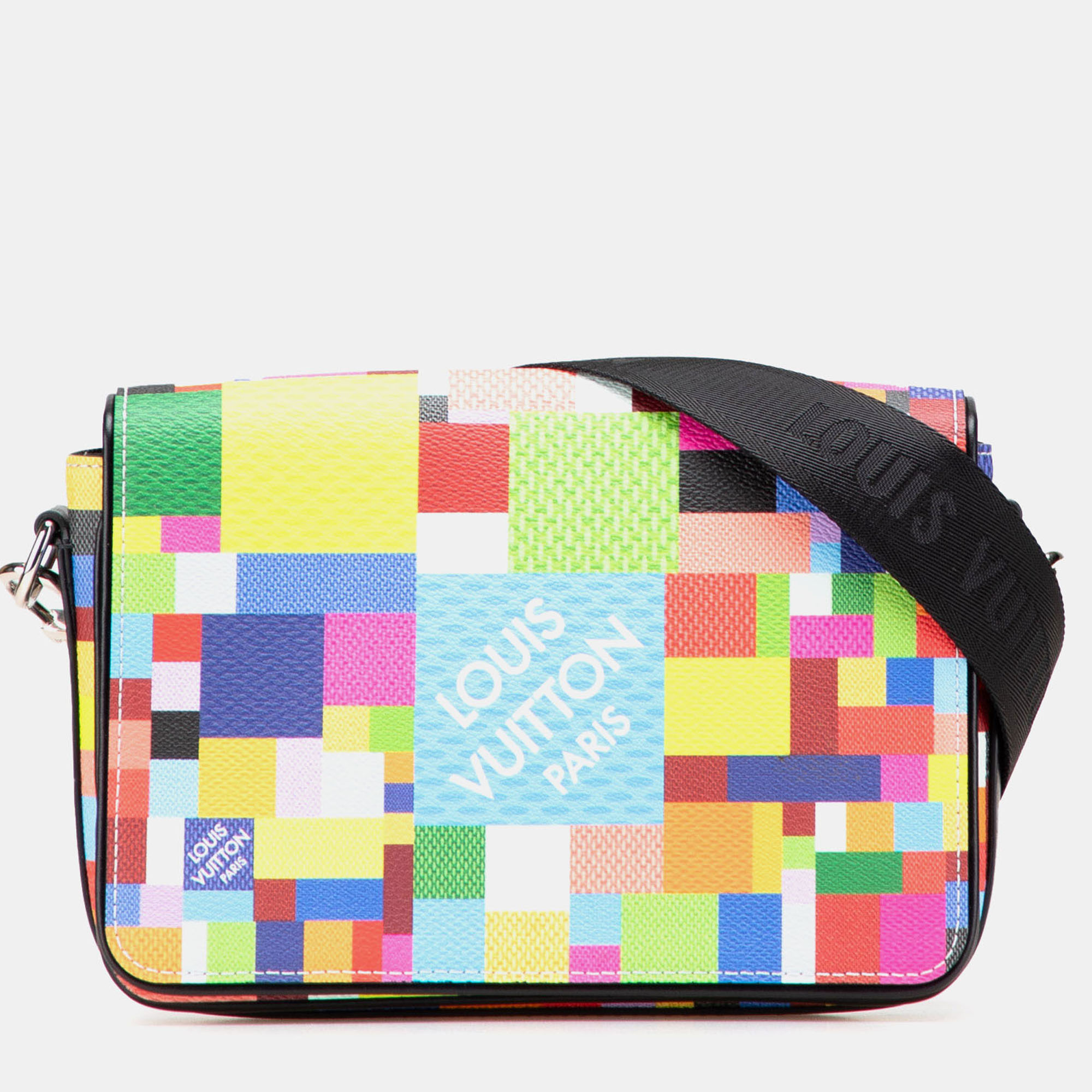 

Louis Vuitton Multicolor Multicolor Damier Graphite Studio 3D Messenger Bag