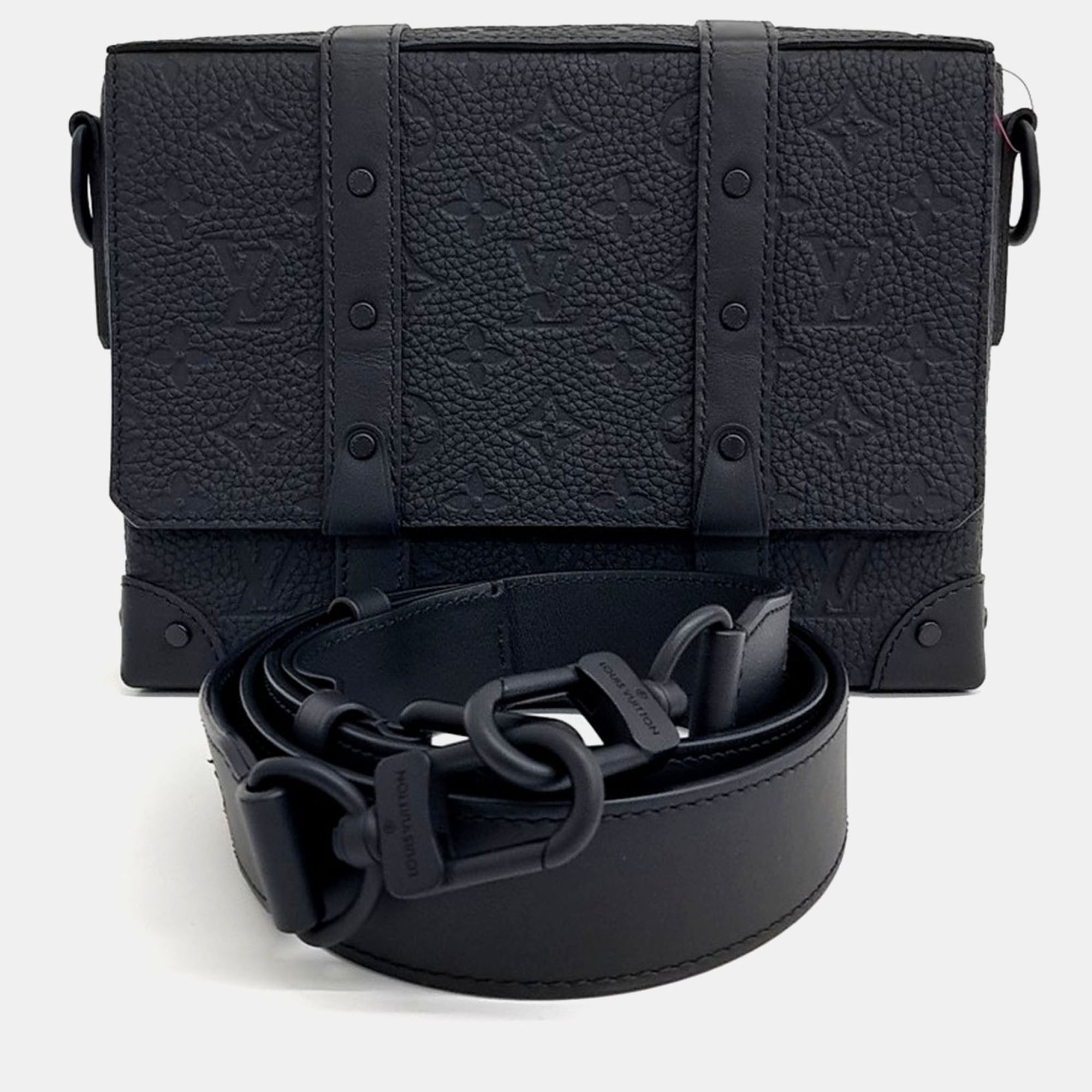 Pre-owned Louis Vuitton Black Leather Trunk Messenger Bag