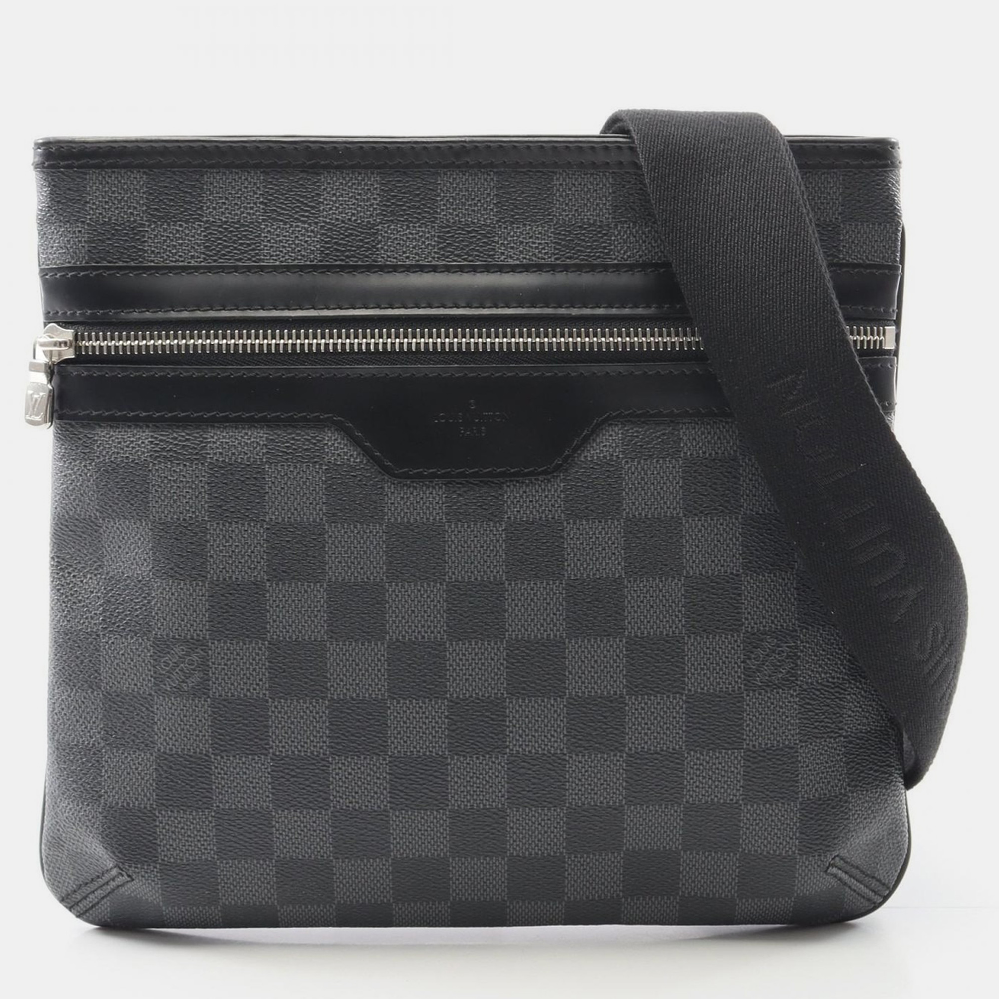 

Louis Vuitton Tomas Shoulder Bag Damier Graphite Canvas Black
