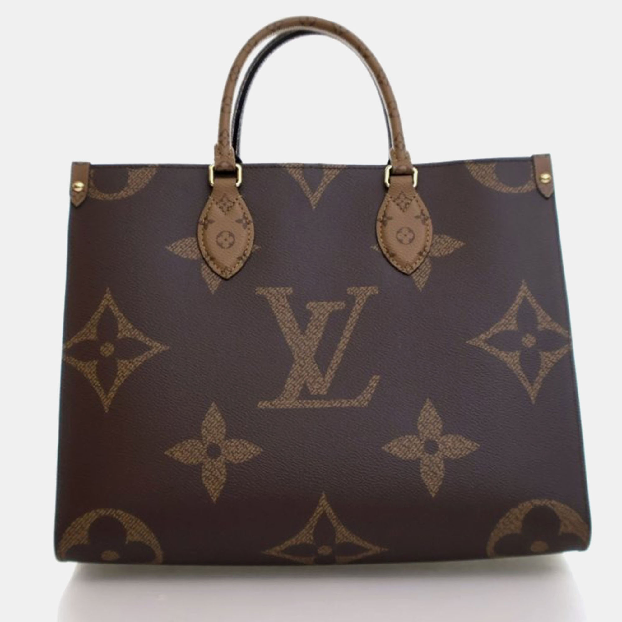 

Louis Vuitton Reverse Giant Monogram OnTheGo MM, Brown