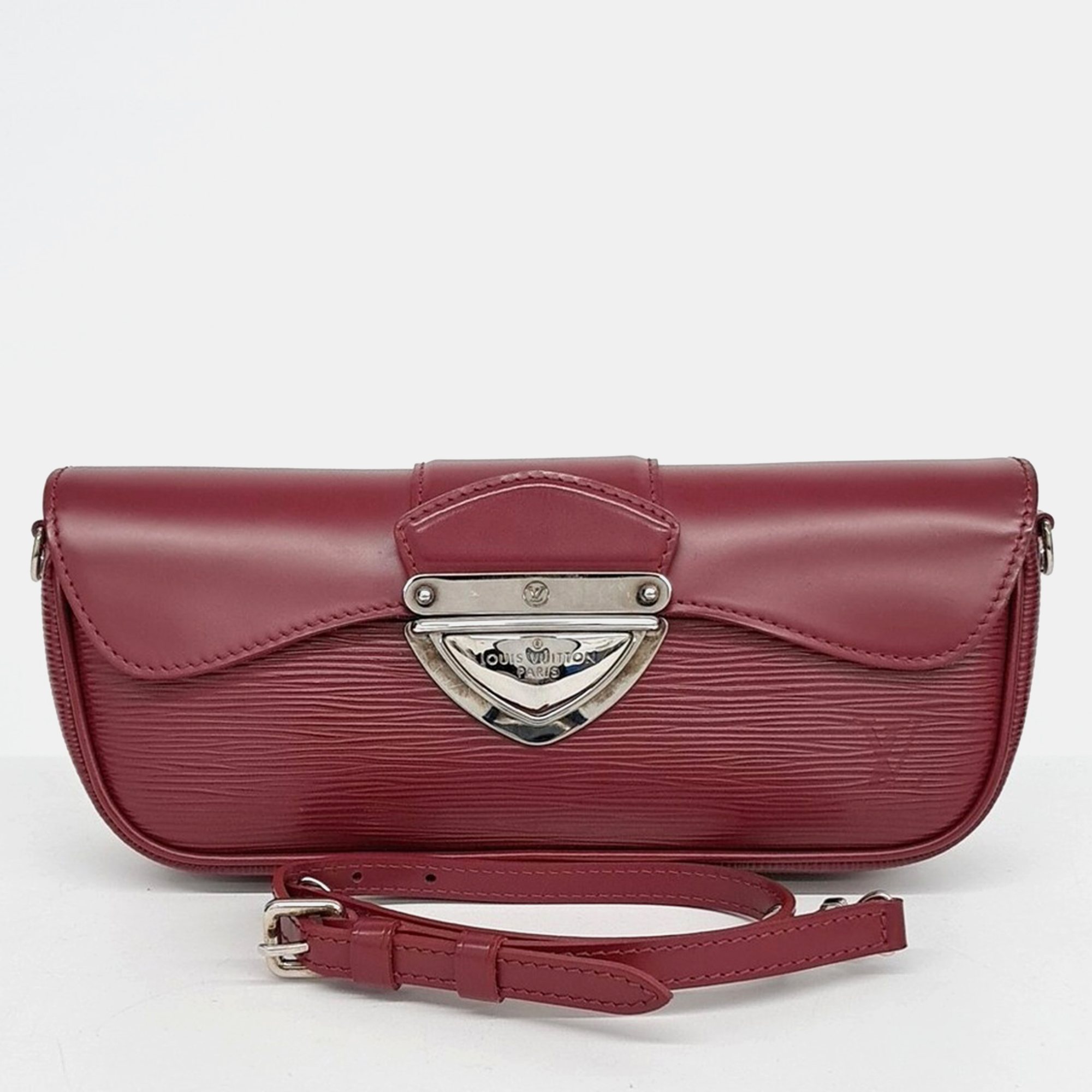 

Louis Vuitton Burgundy Epi Leather Epi Montaigne Clutch