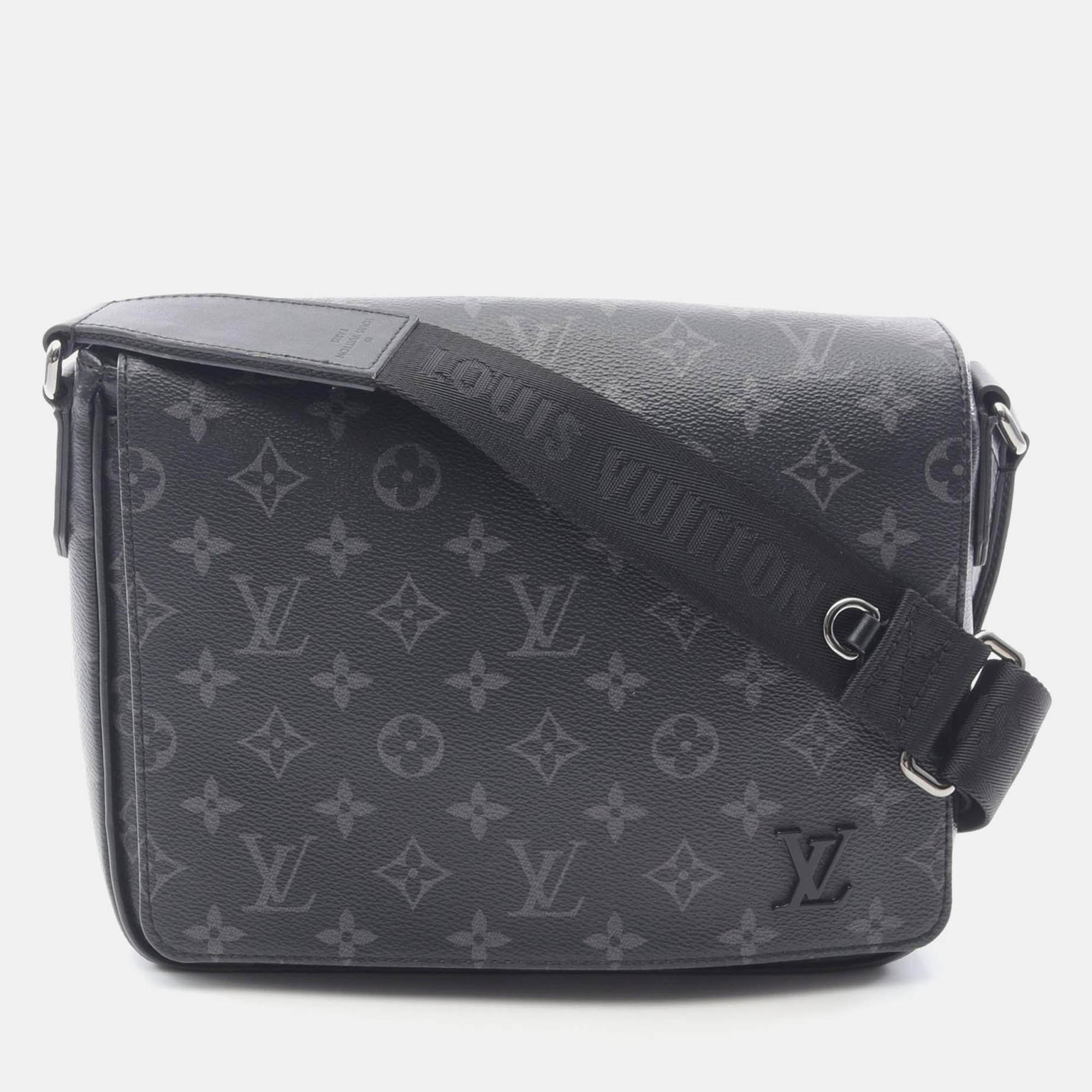 

Louis Vuitton District Pm Nv3 Crossbody Shoulder Bag Monogram Eclipse, Black