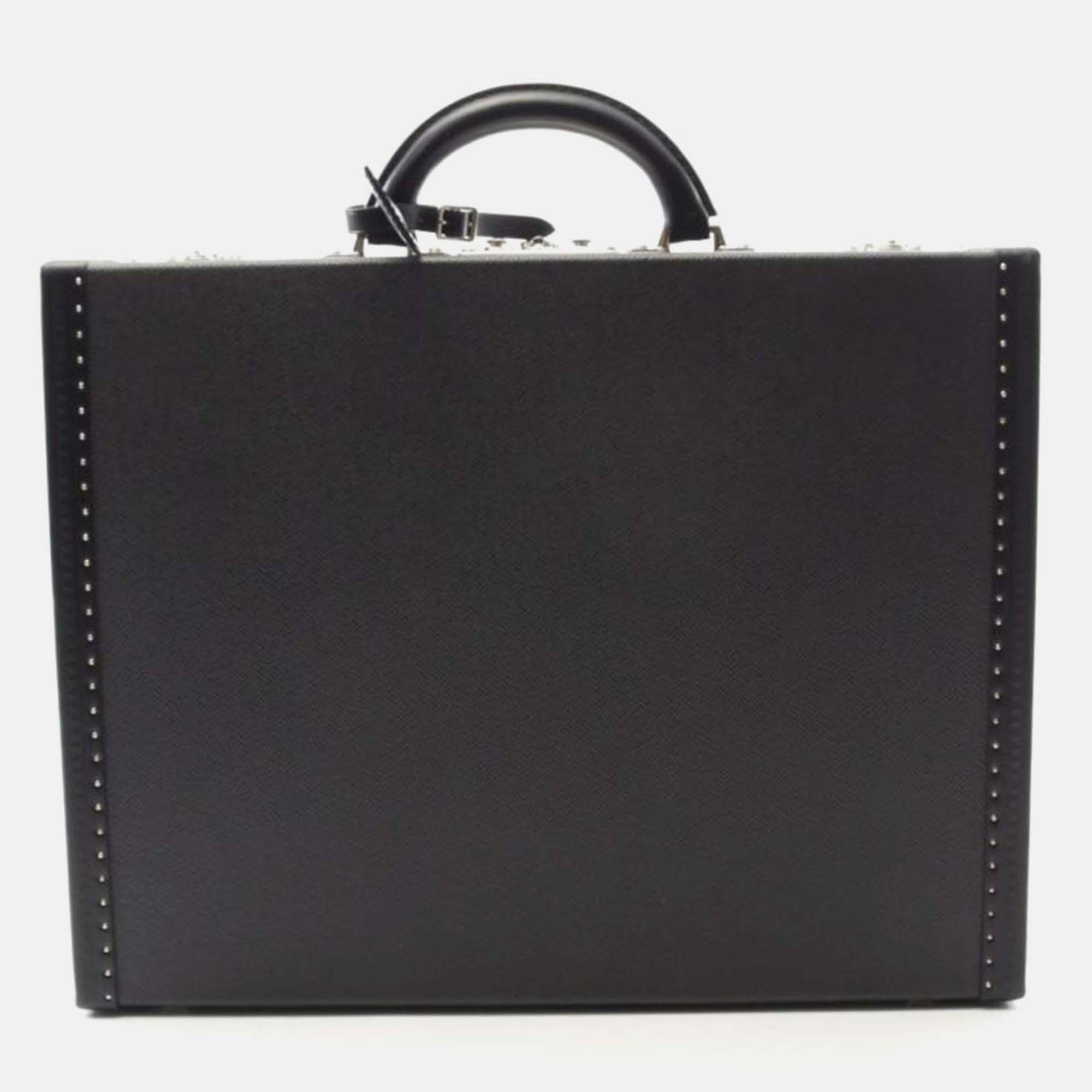 

Louis Vuitton President Black Taiga Briefcase