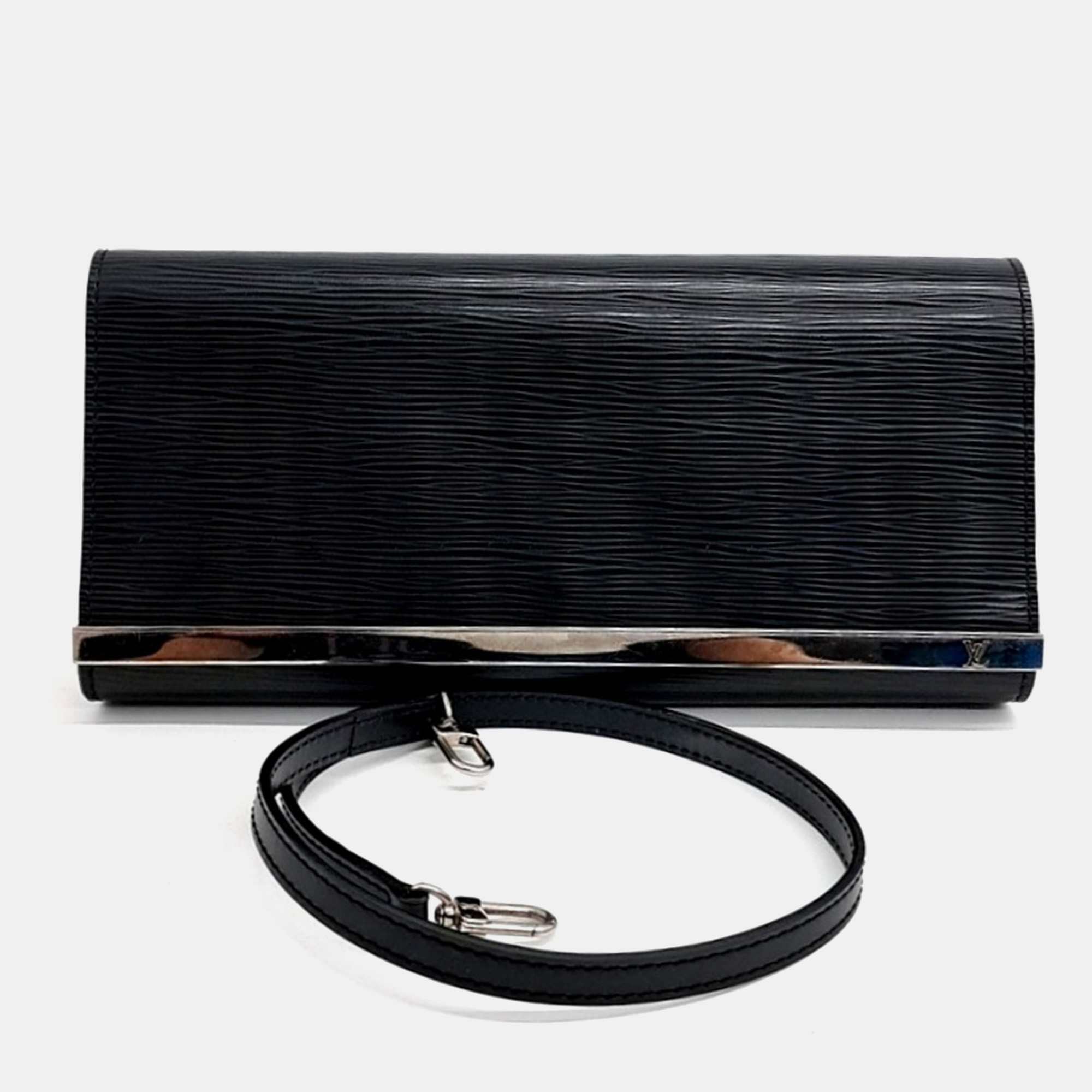 

Louis Vuitton Black Leather Epi Sevigne Clutch