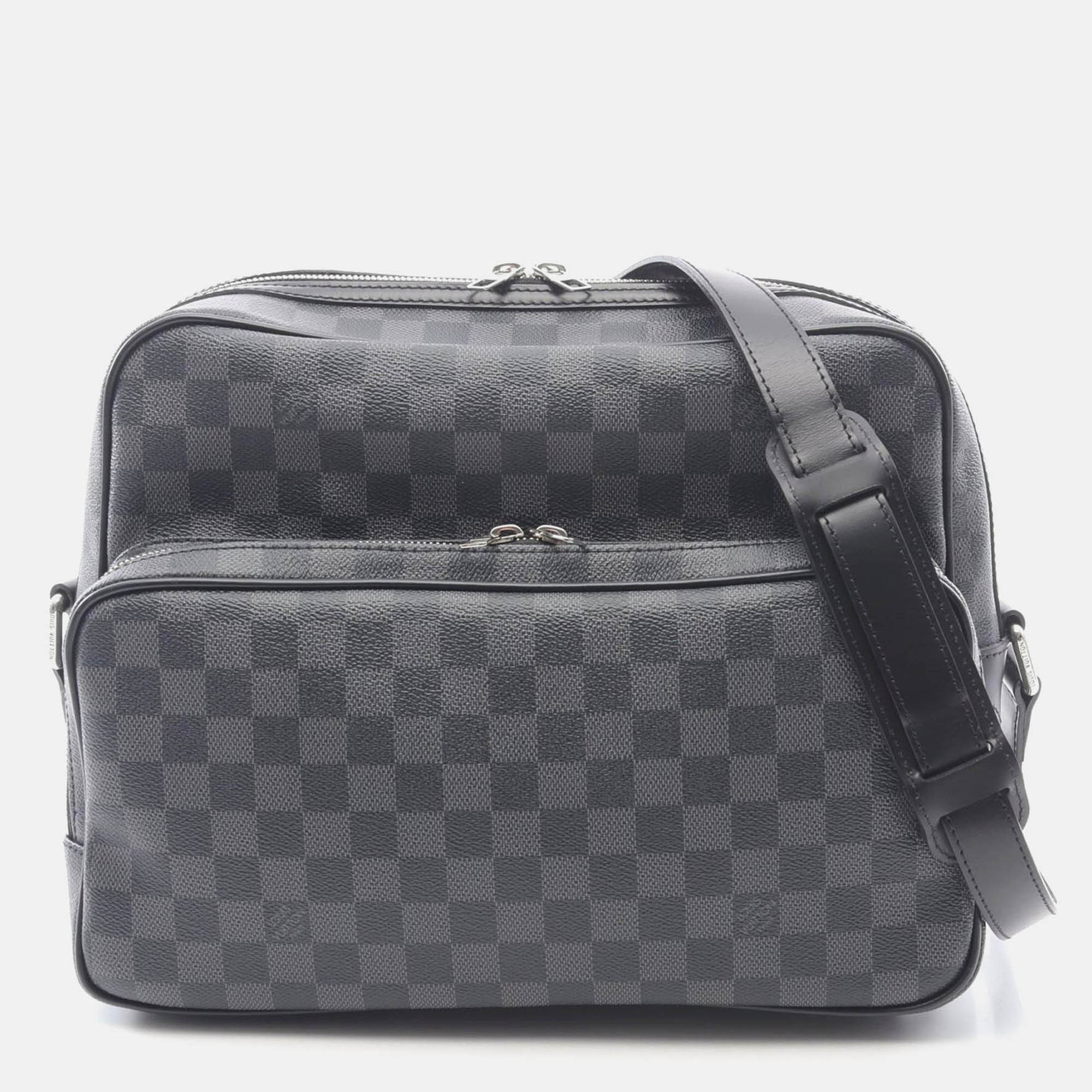 

Louis Vuitton Io Shoulder Bag Crossbody Damier Graphite Black Mens