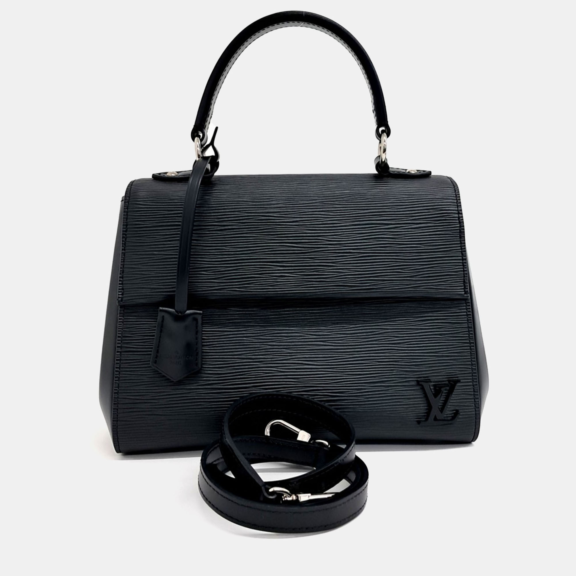 

Louis Vuitton Black Epi Leather Epi Cluny BB