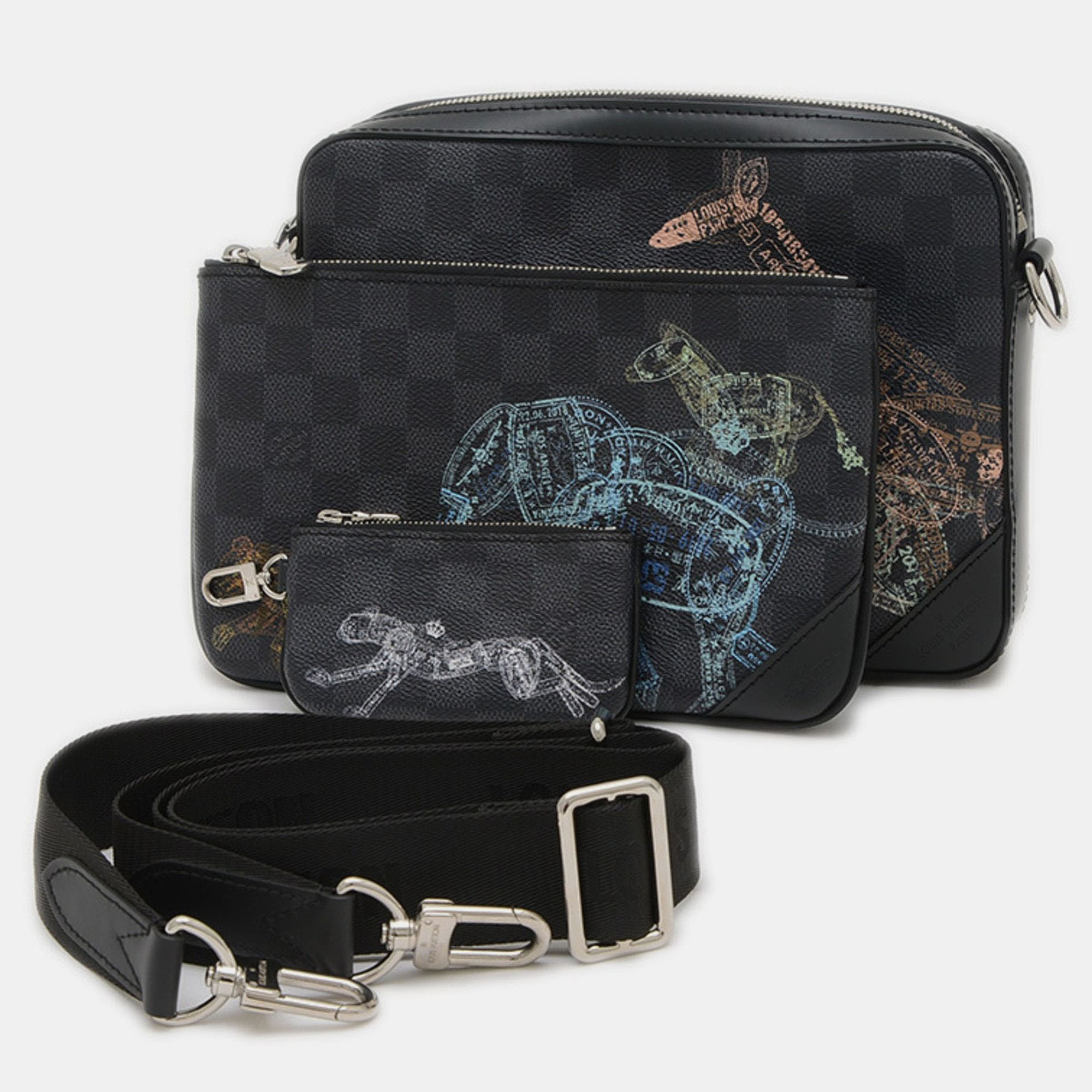 

Louis Vuitton Trio Grey Damier Graphite Canvas Shoulder Bag