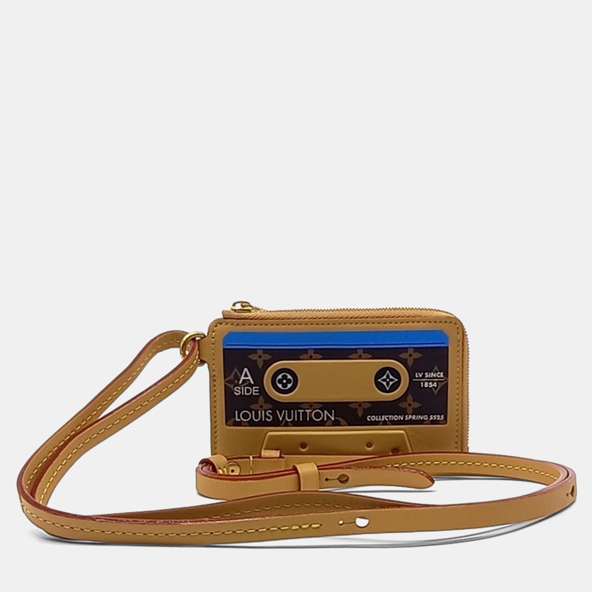 

Louis Vuitton Beige Leather Card Holder