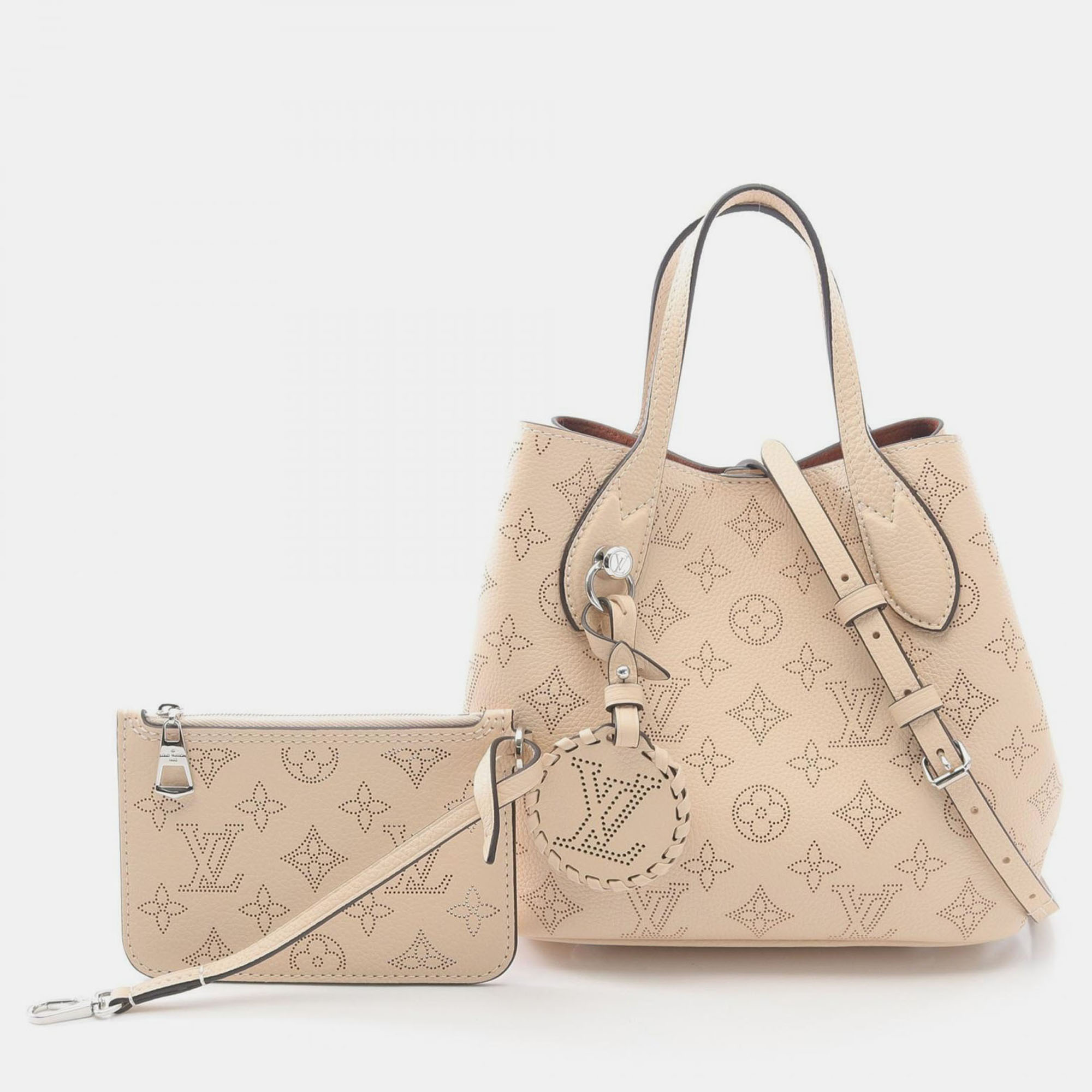 

Louis Vuitton Blossom PM Beige Mahina Leather Shoulder Bag