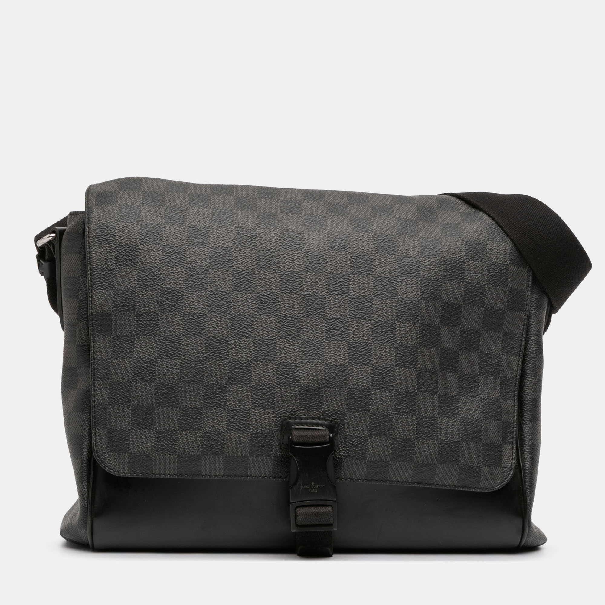Pre-owned Louis Vuitton Black Damier Graphite Skyline Messenger Mm