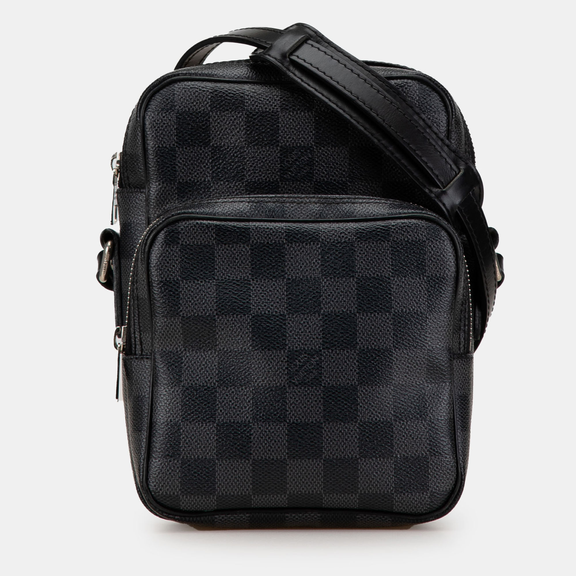 

Louis Vuitton Black Damier Graphite Rem