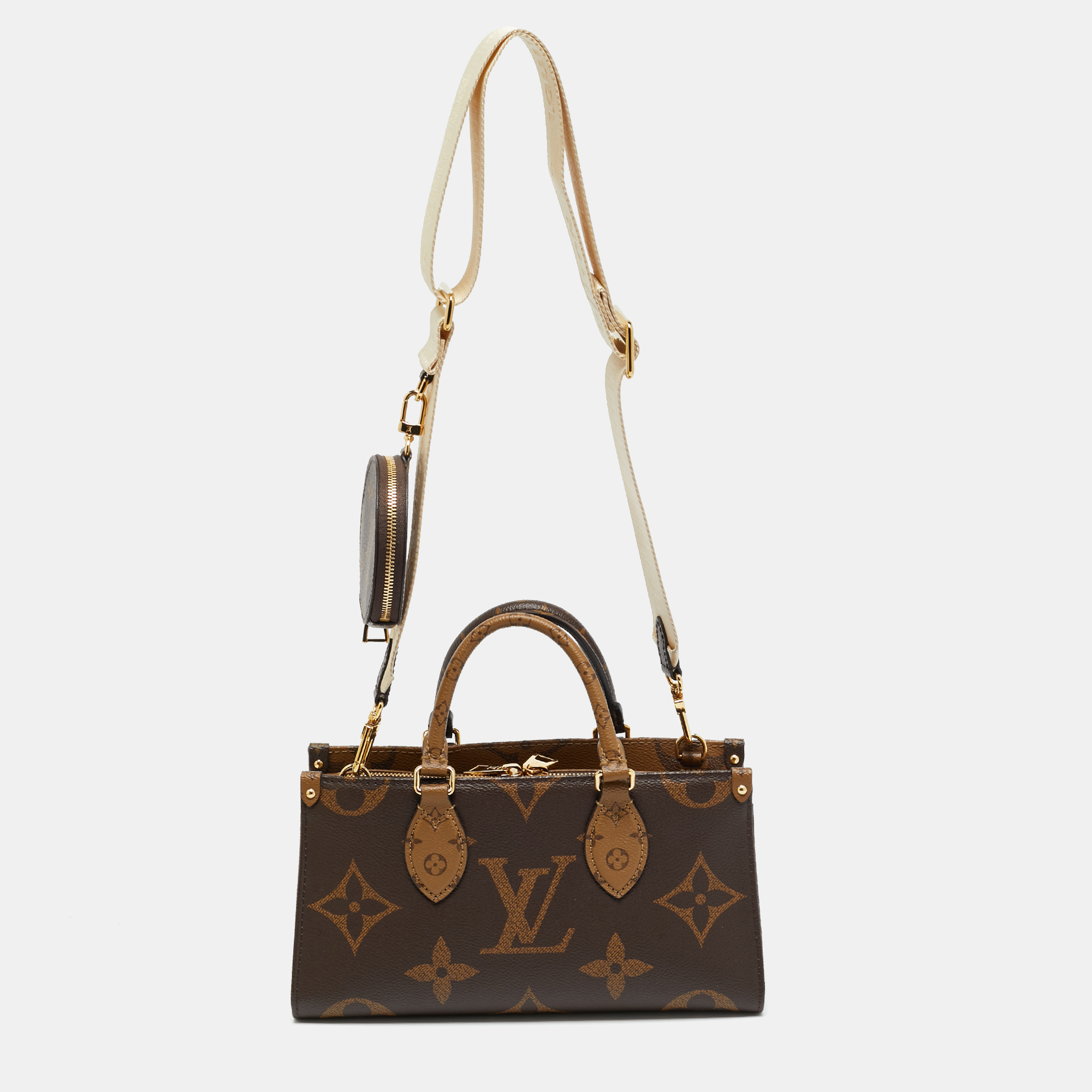 

Louis Vuitton Monogram Giant Reverse Canvas Onthego East West Bag, Brown