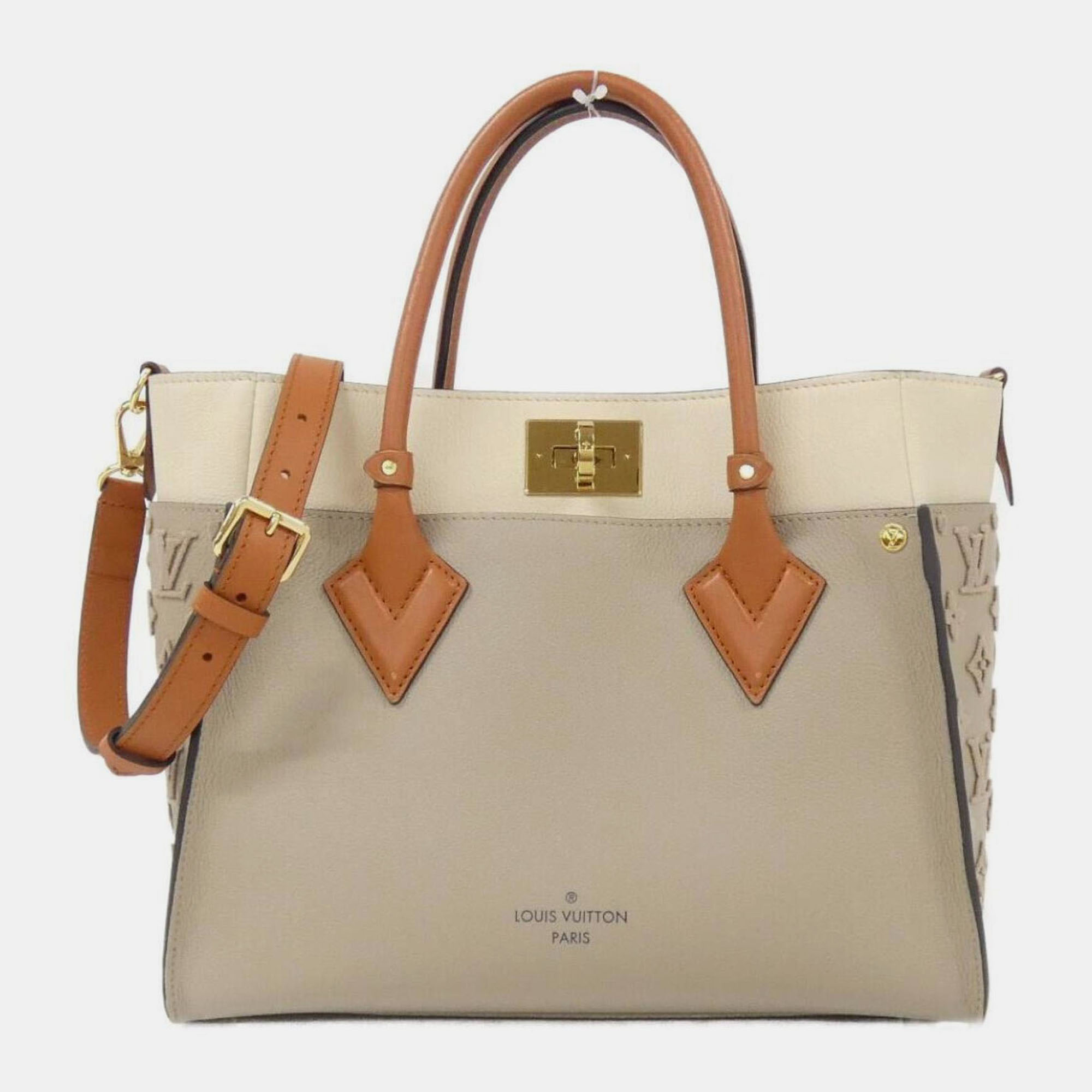 

Louis Vuitton On My Side Mm Handbag, Grey