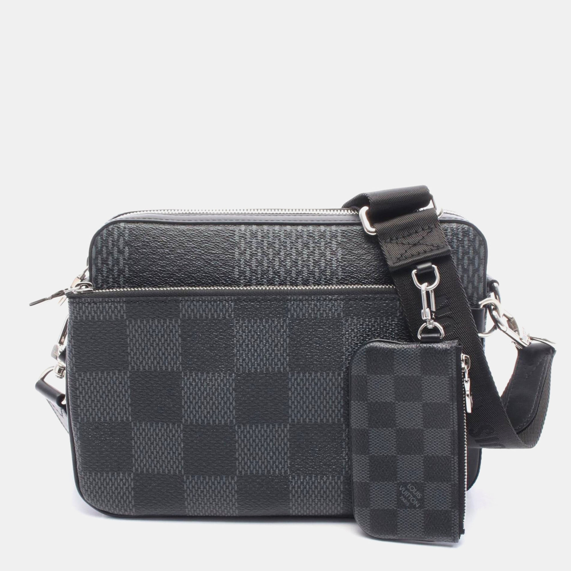 

Louis Vuitton Trio Messenger Bag Damier Graphite Coated Canvas And Leather Black