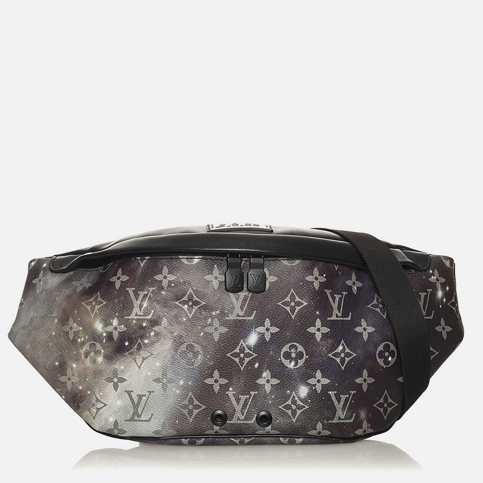 

Louis Vuitton Black Monogram Galaxy Discovery Bumbag