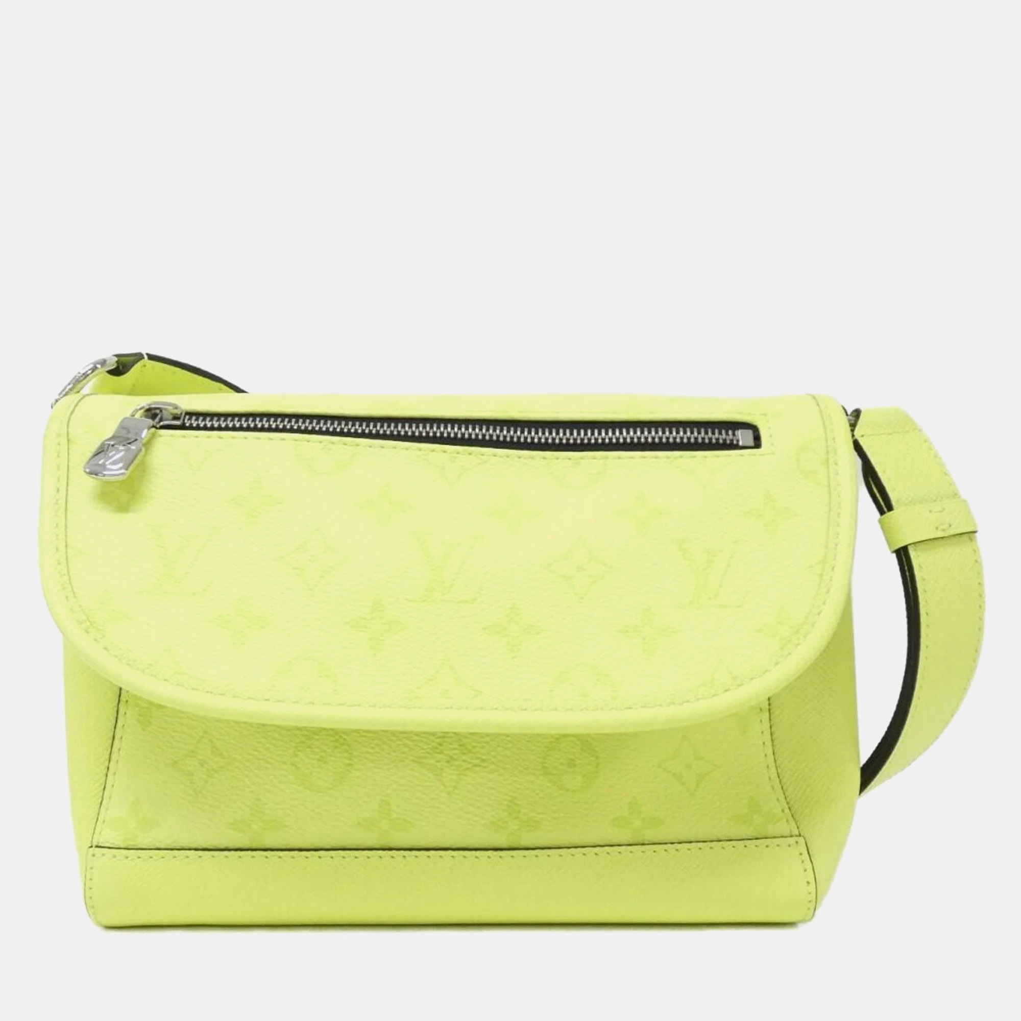 

Louis Vuitton Taiga Llama Pulse Messenger Handbag, Green