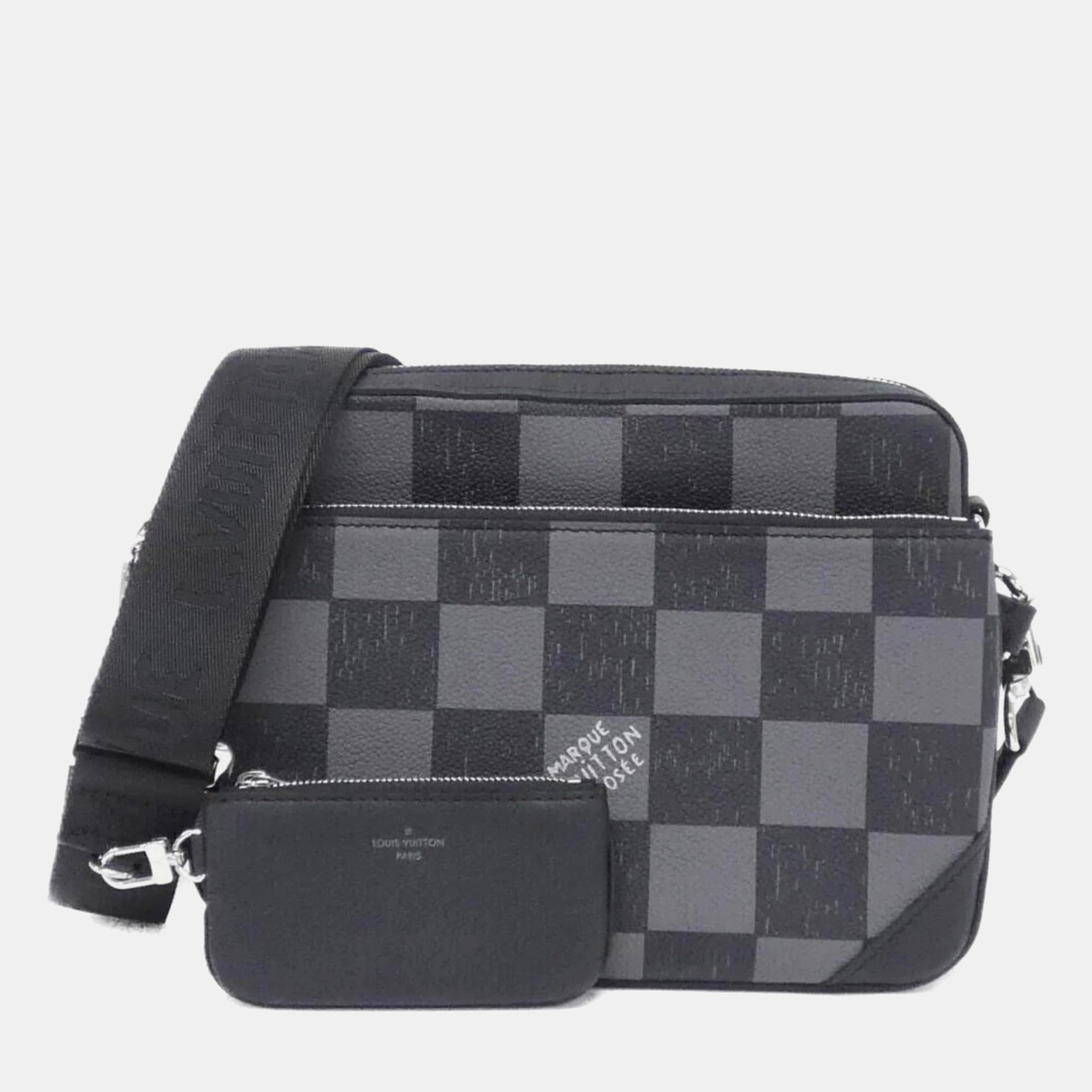 

Louis Vuitton Damier Checkerboard Trio Messenger Bag, Black