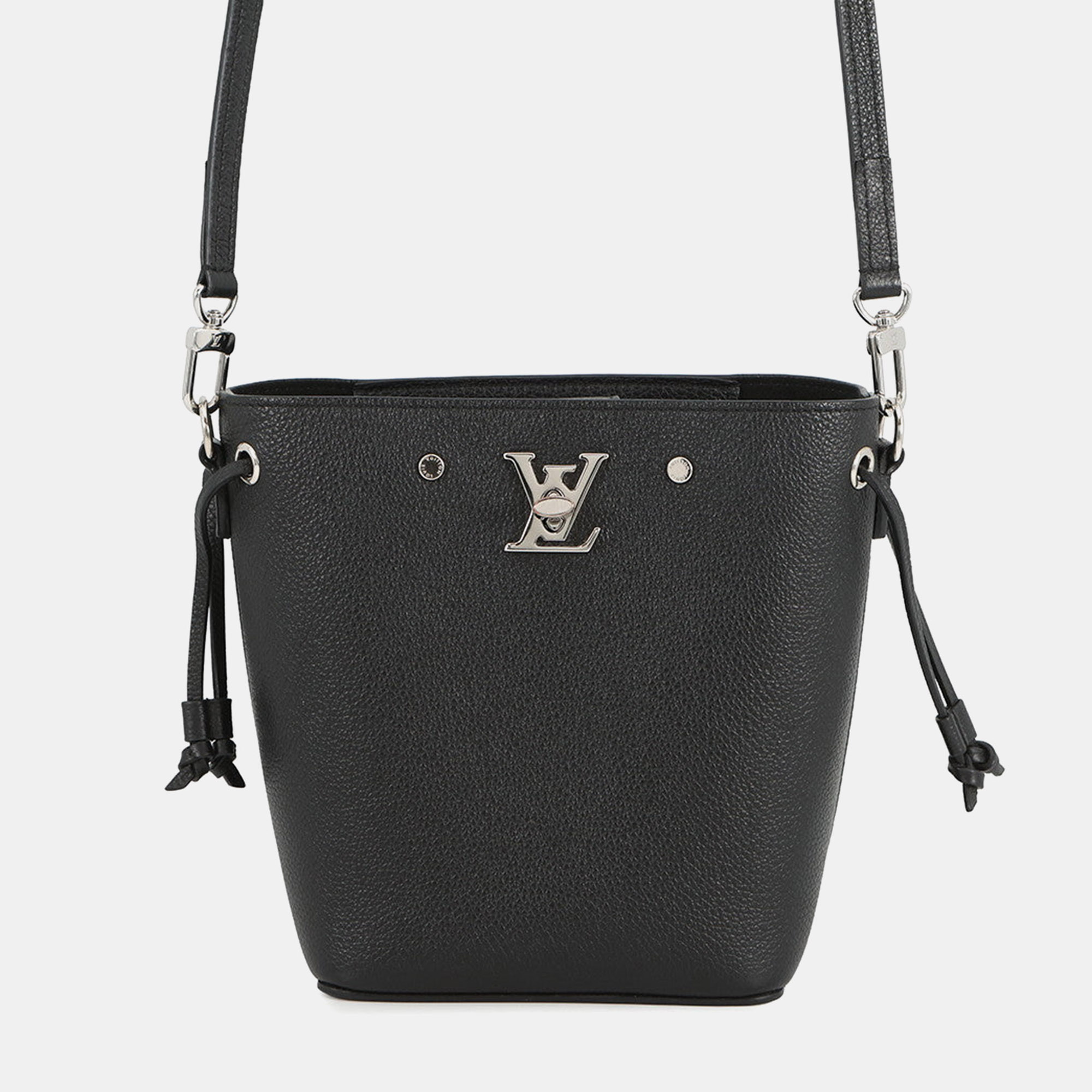 

Louis Vuitton Nano Rock Me Bucket Noir Calf Leather Size Nano, Black