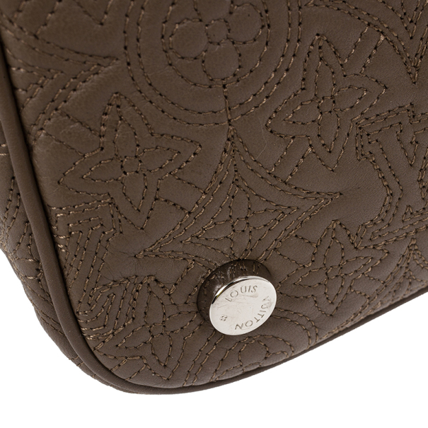Preowned Louis Vuitton Antheia Ixia Handbag Suede Mm (6 080 SEK