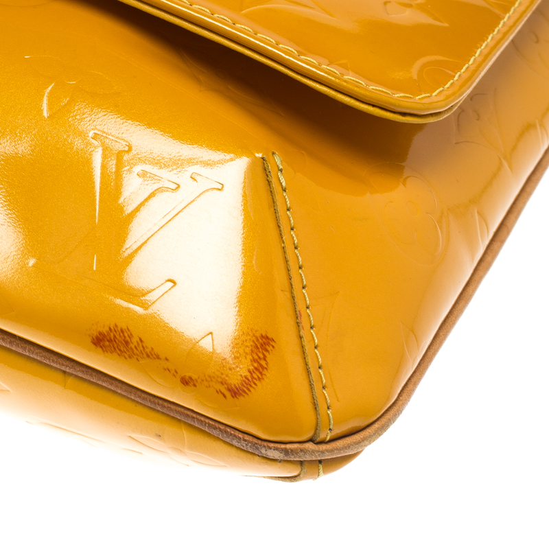 LOUIS VUITTON: Thompson Street Yellow Patent Leather LV Shoulder Bag  (nz)