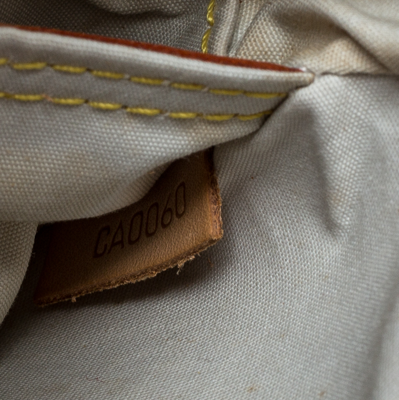 Jeanne cloth crossbody bag Louis Vuitton Beige in Cloth - 32053356