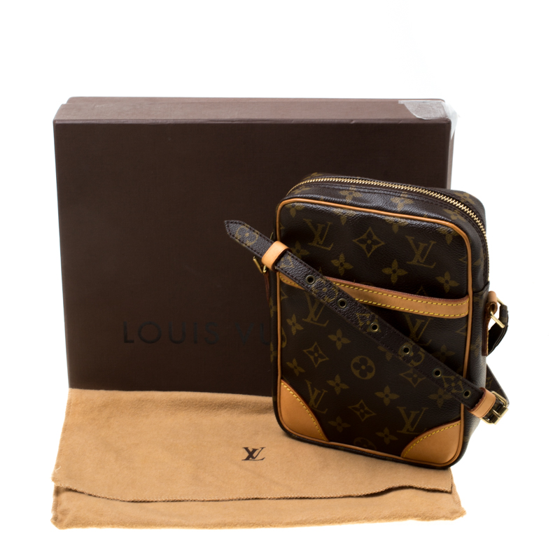 Danube cloth handbag Louis Vuitton Brown in Cloth - 34158373