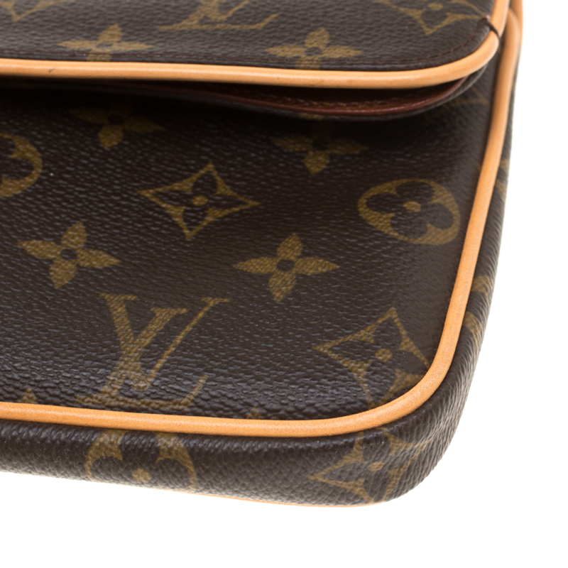Louis Vuitton Gold Lambskin Leather Sofia Coppola Slim Clutch Bag - Yoogi's  Closet