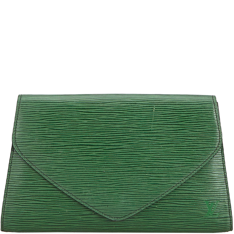 مملوكة مسبقًا Louis Vuitton Green Epi Leather Art Deco Clutch