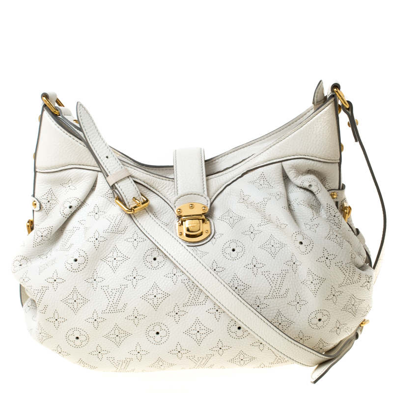 مملوكة مسبقًا Louis Vuitton White  Monogram Mahina Solar PM Bag        