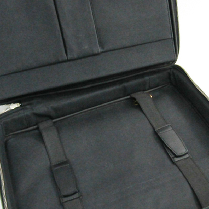 

Louis Vuitton Ardoise Taiga Leather Odessa Computer Case Bag, Black
