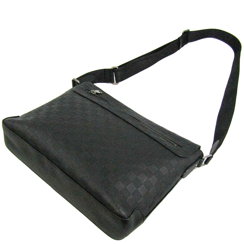 

Louis Vuitton Onyx Damier Infini Leather District MM Bag, Black