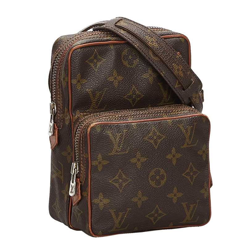 

Louis Vuitton Monogram Canvas Amazone Camera Case Bag, Brown