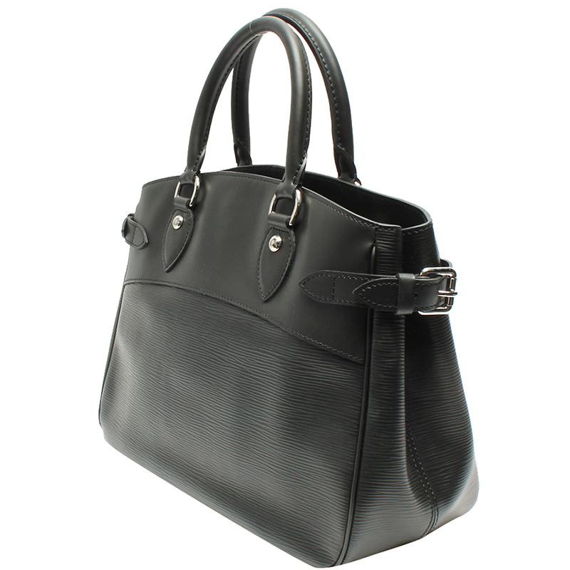 

Louis Vuitton Black Epi Leather Passy PM Bag