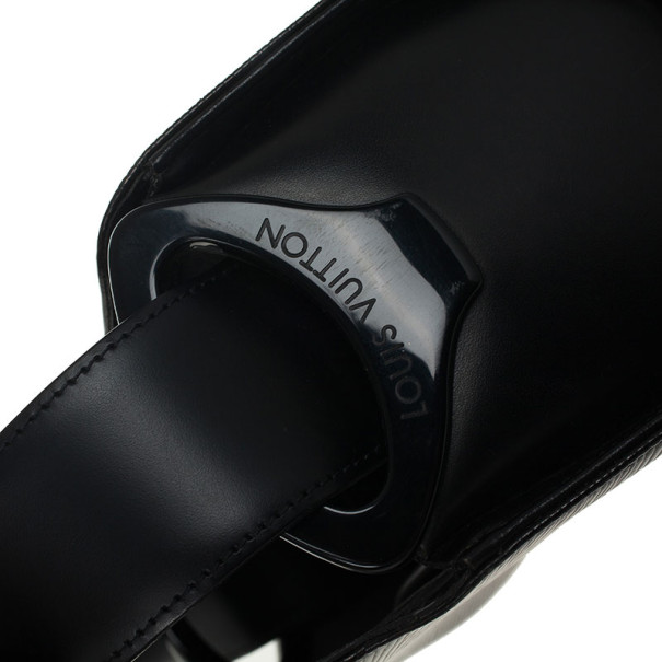 Louis Vuitton Epi Nocturne PM M52182 Black Leather Pony-style calfskin  ref.945688 - Joli Closet