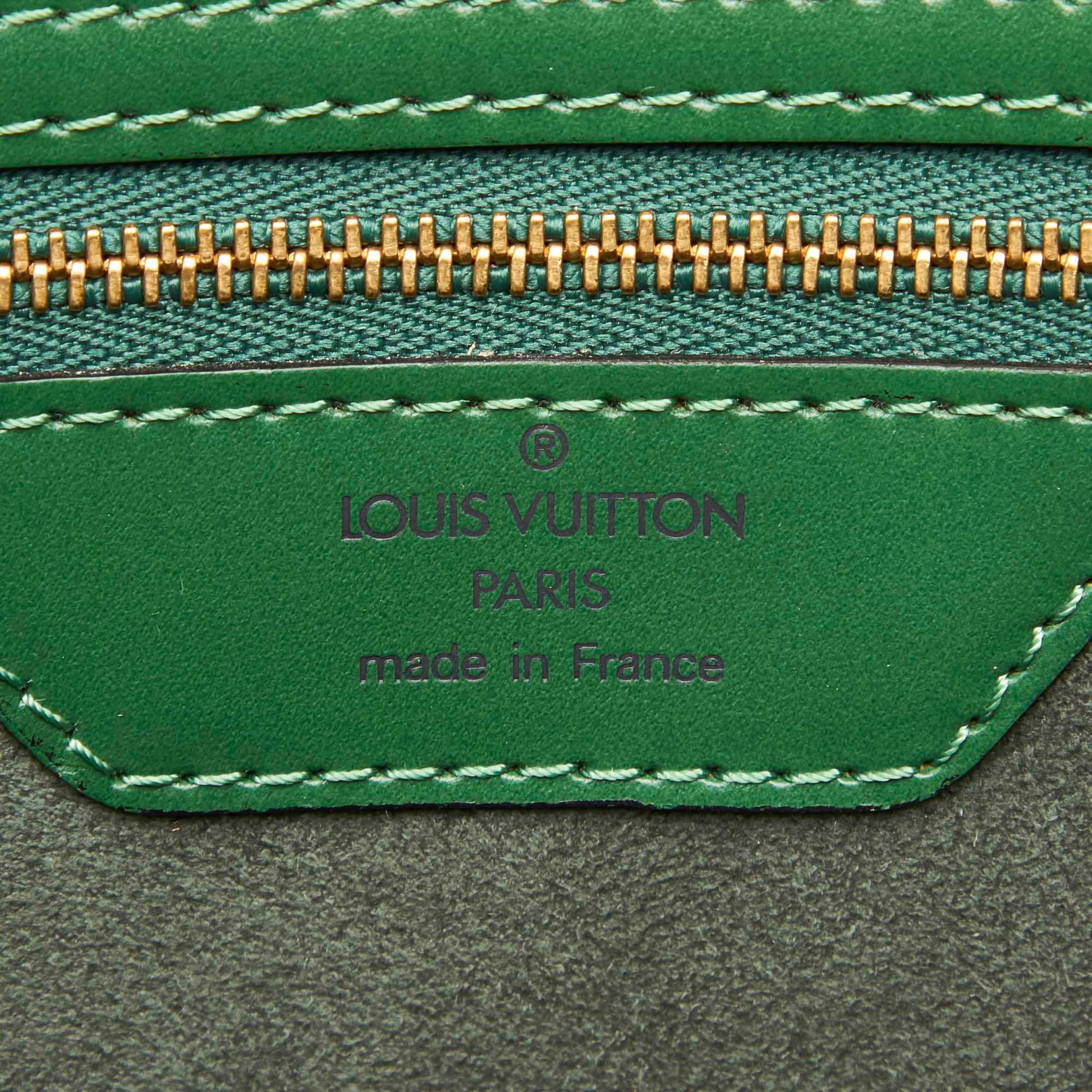 Louis Vuitton Green Epi Leather St. Jacques GM with long wallet. DC:  A20935. Bag - Made in France. Wallet - Made in Spain. No inclusions ❤️