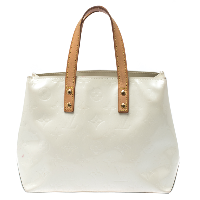Pre-owned Louis Vuitton Perle Vernis Reade Pm Bag In Beige