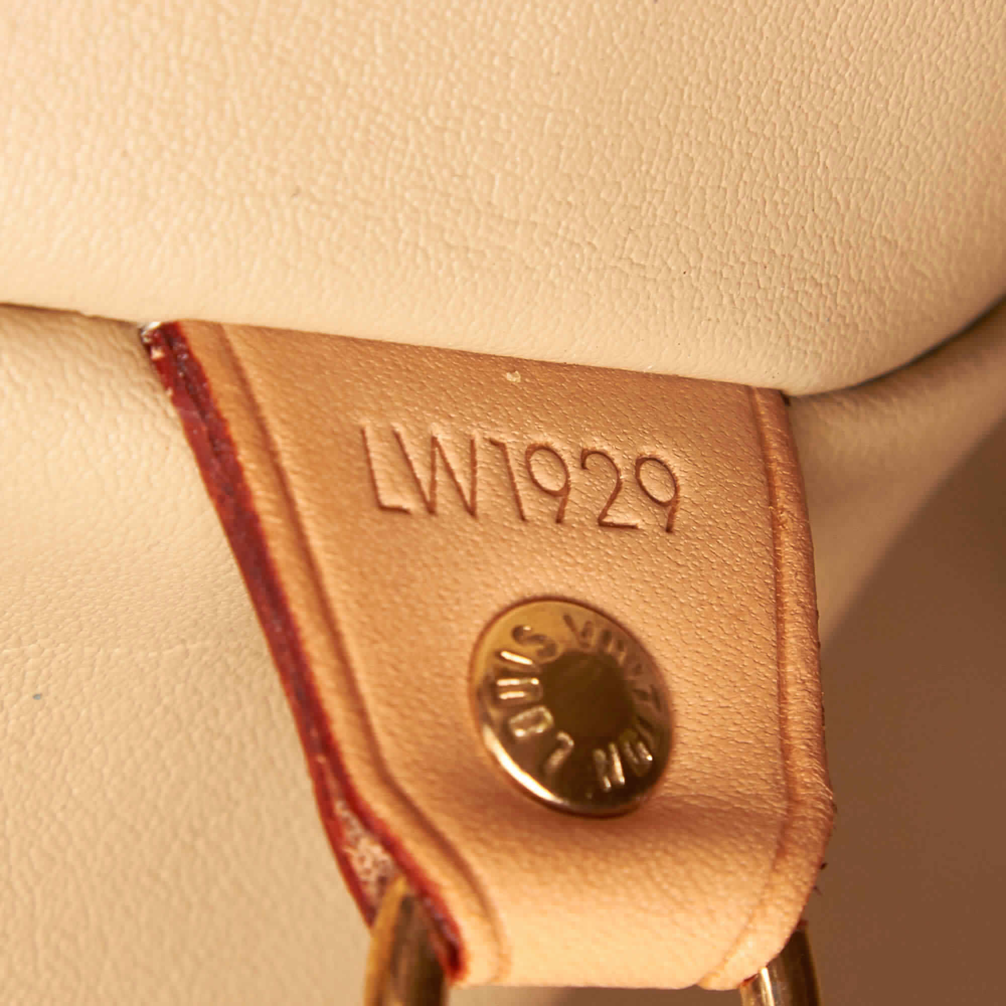Louis Vuitton Yellow Monogram Vernis Reade PM Bag Louis Vuitton | The  Luxury Closet