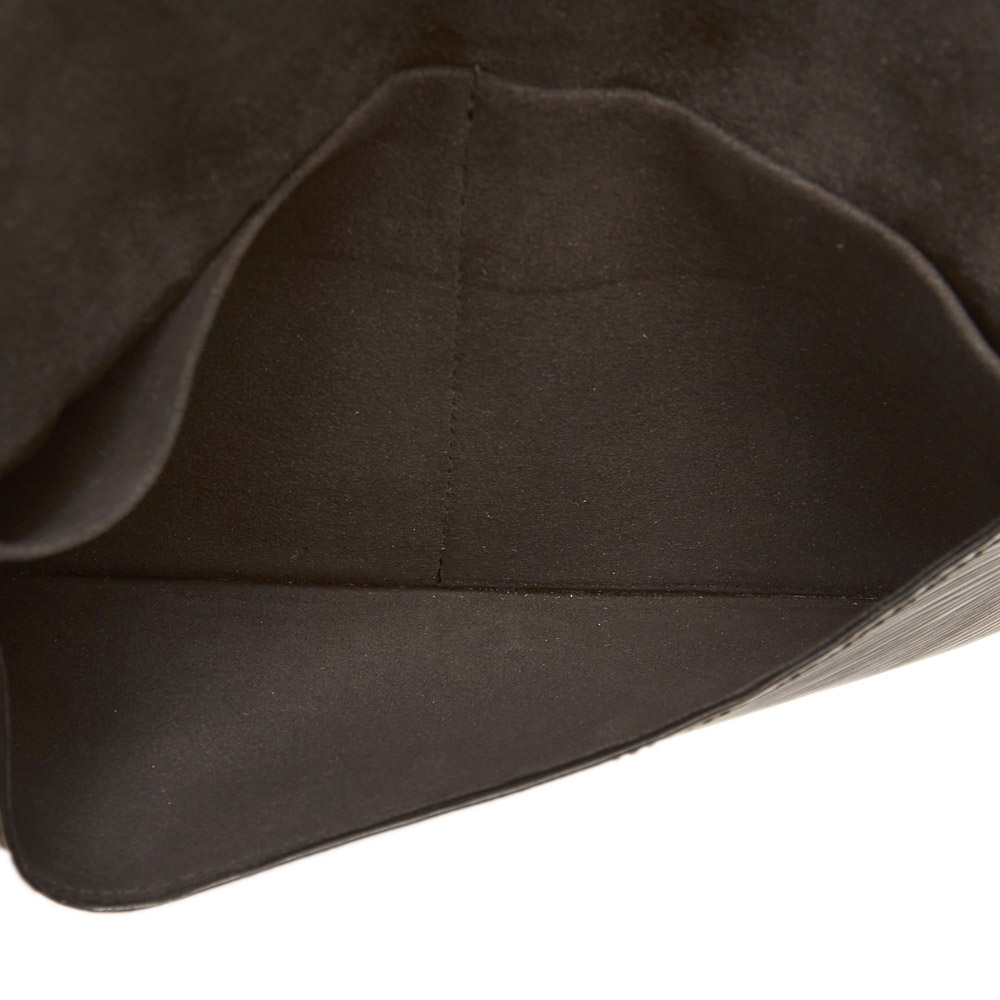 

Louis Vuitton Black Epi Leather Pouch