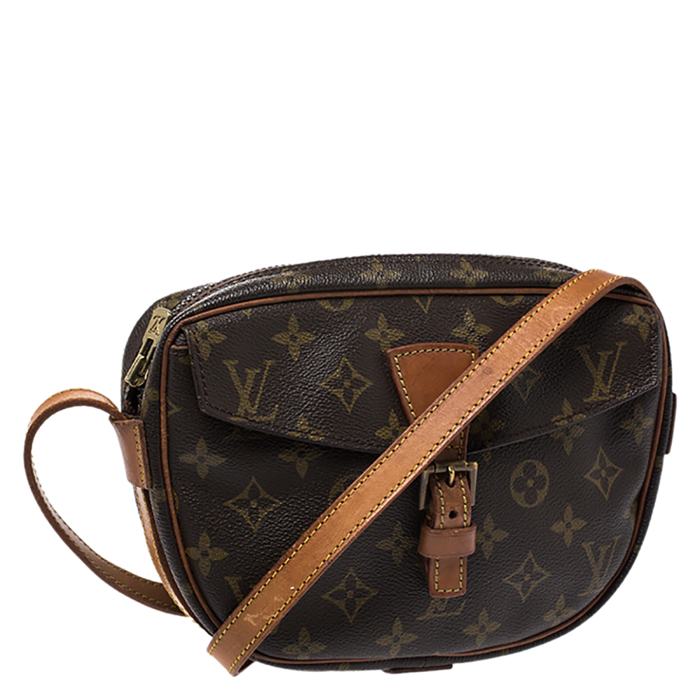 The Royal Bags Canada Inc. - Louis Vuitton JEUNE FILLE PM Monogram Asking:  SOLD🎉🎉🎉 Made in: FRANCE Date Code: Vintage Style: Crossbody/Sling  Material: Monogram Canvas Colour: Brown Includes: NO Measurements: 9 L