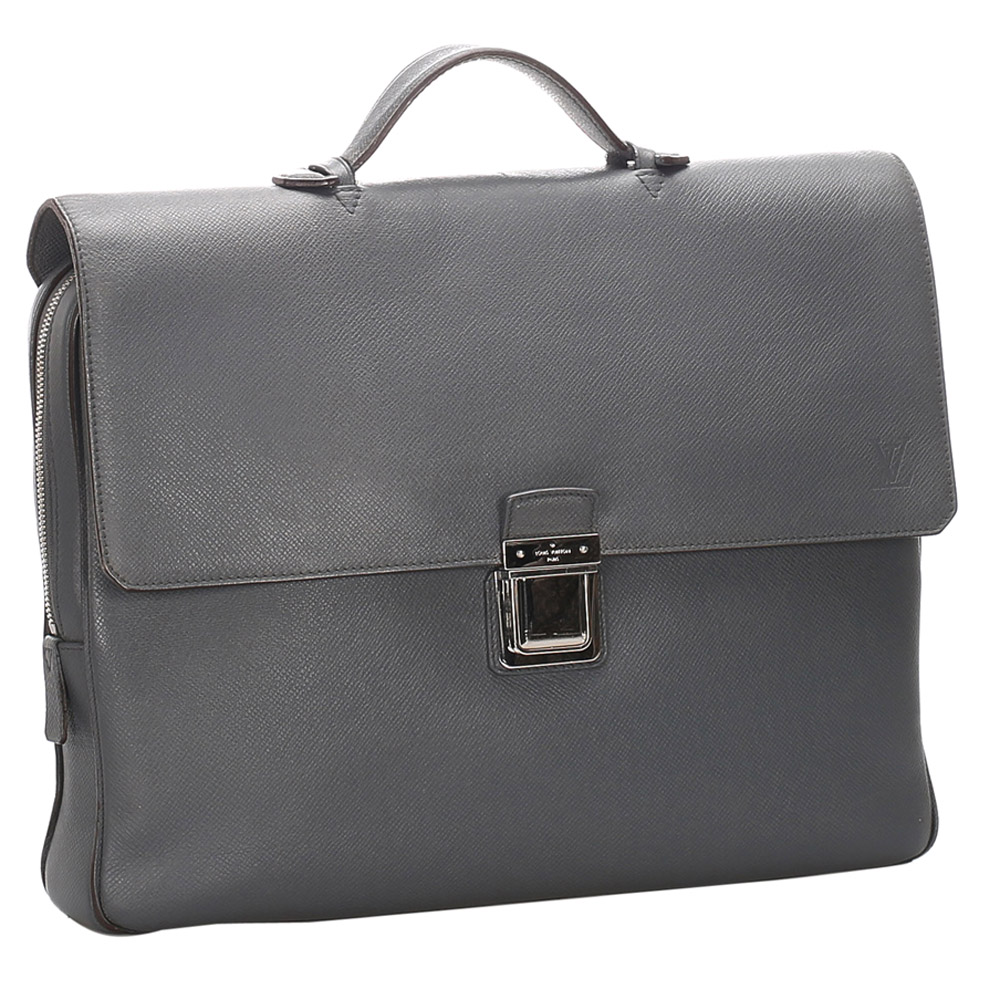 

Louis Vuitton Gray Taiga Leather Vassili PM Bag, Grey