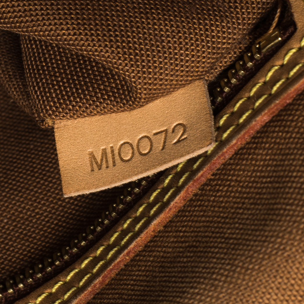 Louis Vuitton Brown Monogram Loop PM Leather Cloth ref.980023 - Joli Closet