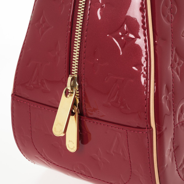 Louis Vuitton Summit Drive bag Dark red Leather ref.764567 - Joli