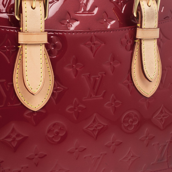 Louis Vuitton Red Monogram Verns Leather Summit Drive Shoulder Bag For Sale  at 1stDibs