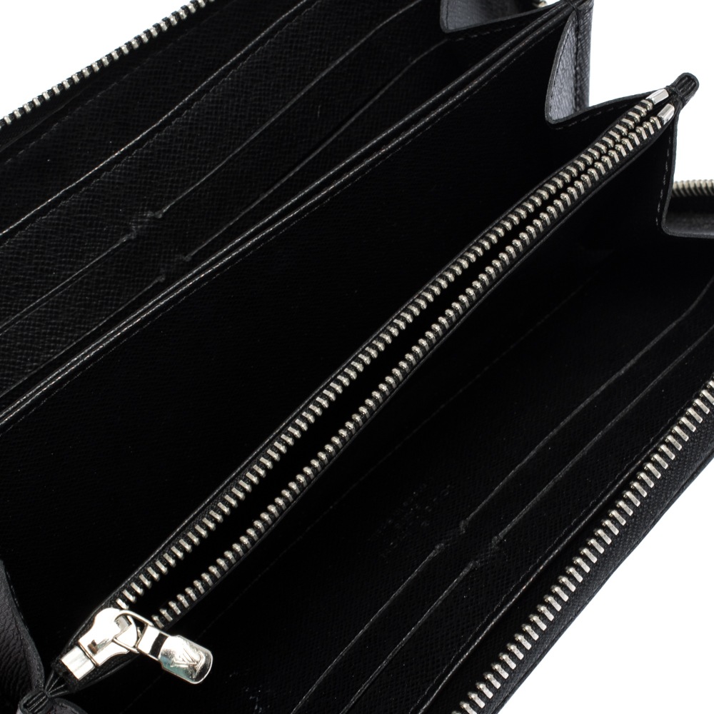 

Louis Vuitton Black Electric Epi Leather Zippy Wallet